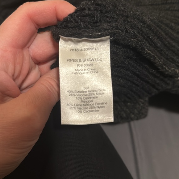 💕 Veronica Beard Cashmere and Merino Sweater ❤️ - Picture 8 of 8